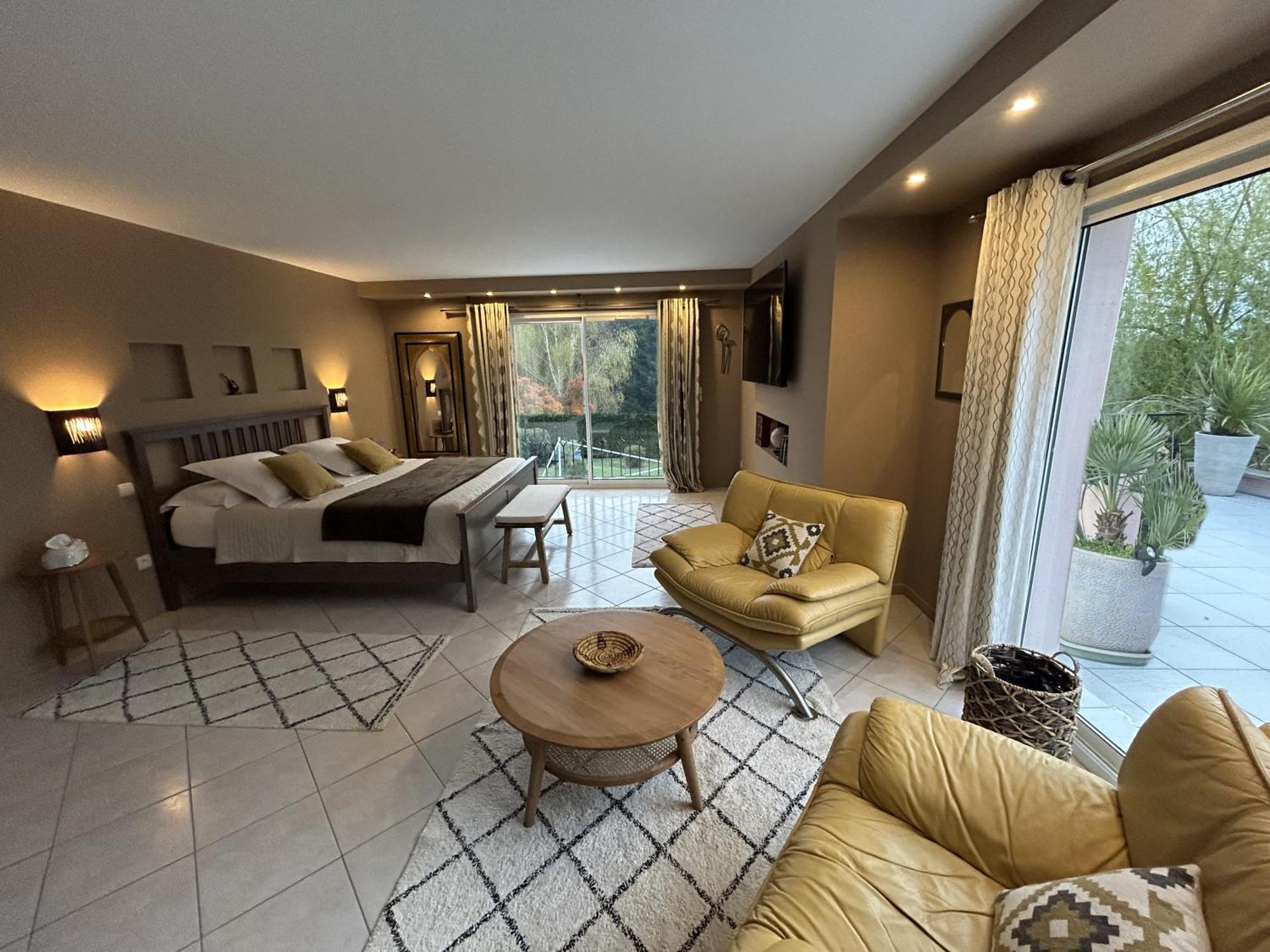 La Perle Rouge A Panazol Bed & Breakfast Ngoại thất bức ảnh